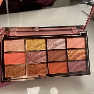 CIATÉ EYESHADOW PALETTE